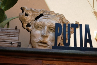 Putia Art Gallery